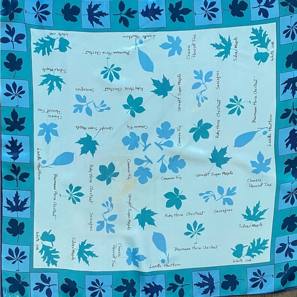 Vintage Vera Blues Scarf 22 In Sq Good Condition - Picture 2 of 10